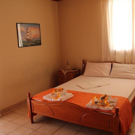 Stis Kyra - Vasilikis Appartement Ioannina Buitenkant foto