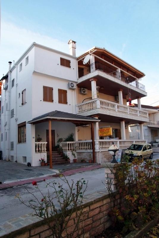 Stis Kyra - Vasilikis Appartement Ioannina Buitenkant foto